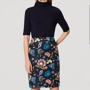 🎉2X HP🎉 LOFT Floral Pencil Skirt